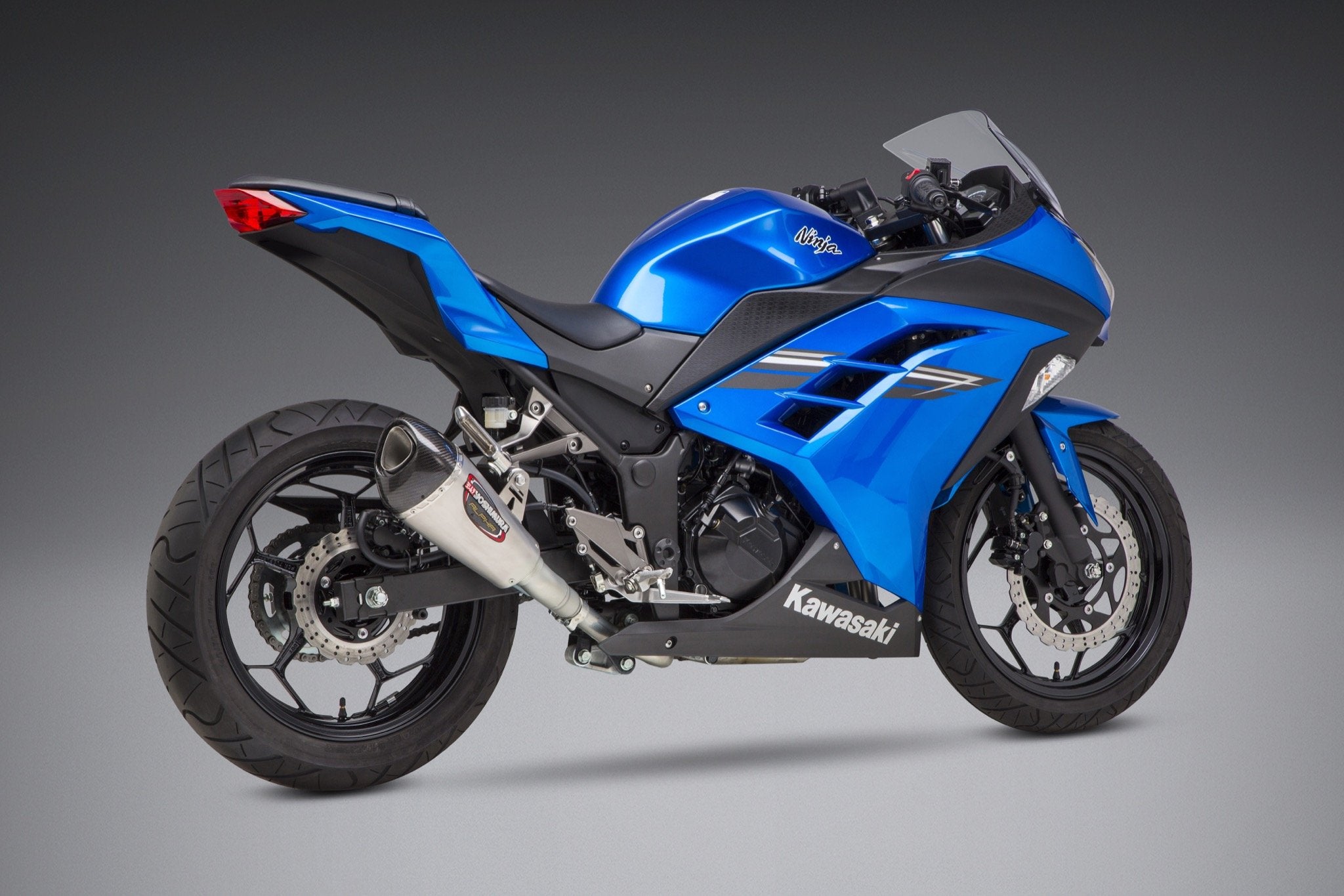 Yoshimura Slip-On Kawasaki Ninja 300 2013-17 Street Alpha T So Ss-Ss-Cf Works Fi
