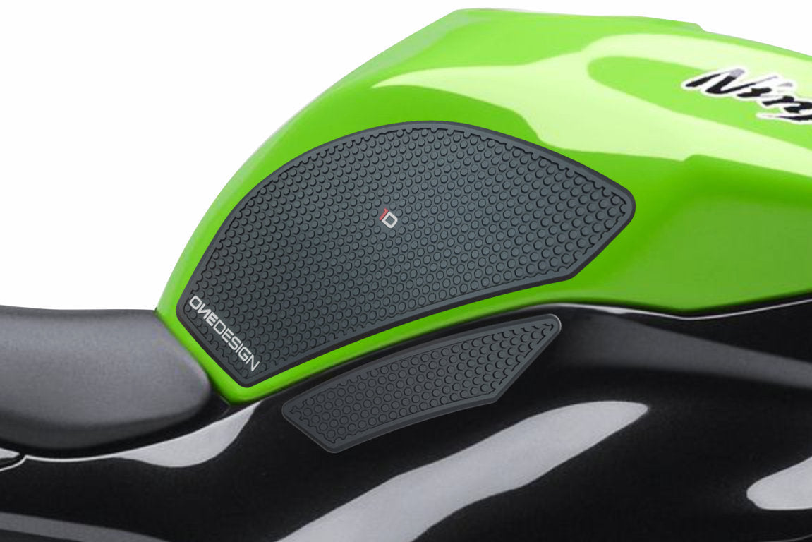 Puig Lateral Tank Pads Kawasaki C/Black