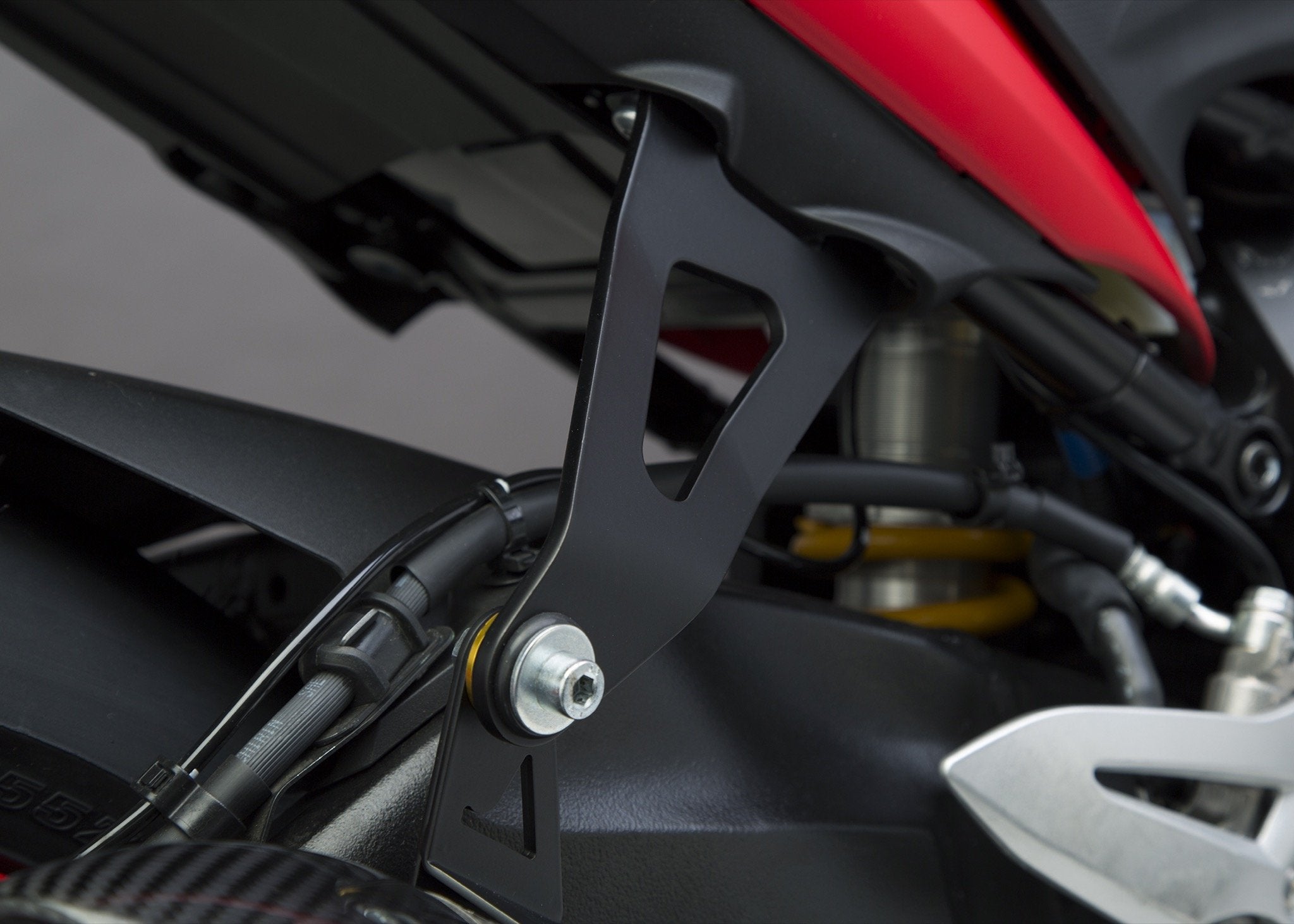 Yoshimura Suzuki Gsx-S1000/F 2016-18 Aluminum Muffler Bracket Kit