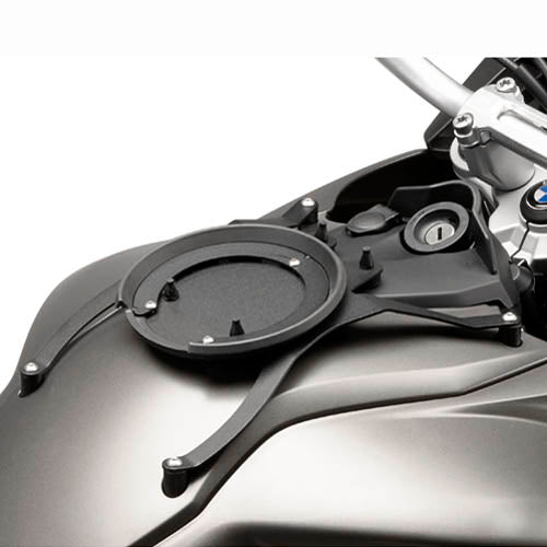 Givi Tanklock kiinnike, Tanklocklaukkujen kiinnittämiseen