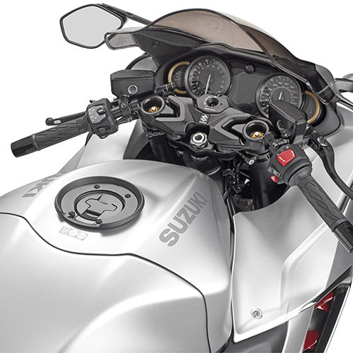 Givi Tanklock kiinnike, Tanklocklaukkujen kiinnittämiseen Hayabusa (21-22)