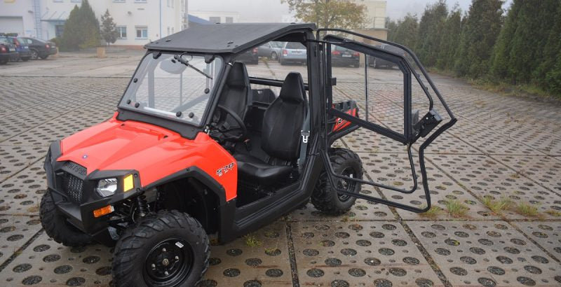 DFK Täysi Ohjaamo Lämmöllä  + pyyhin/pesin Polaris RZR 570 2015-