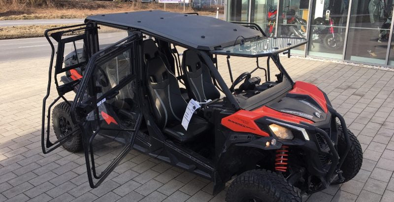 DFK Täysi Ohjaamo Lämmöllä  + pyyhin/pesin Can-Am Maverick Trail MAX