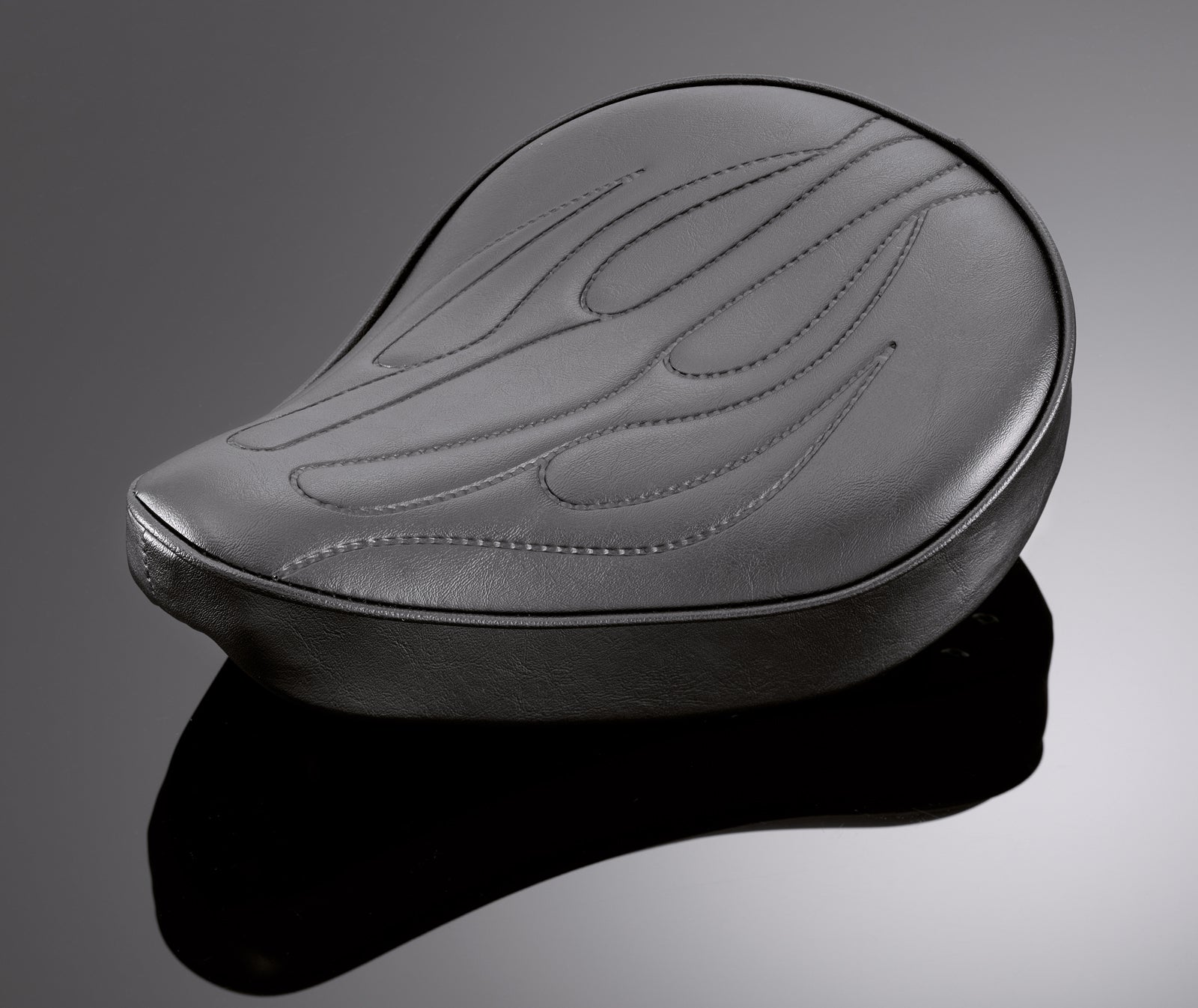 Highway Hawk solo seat small flame