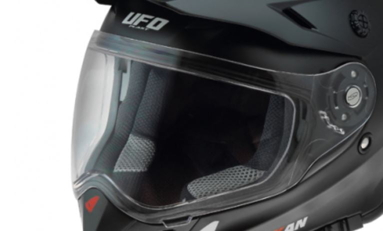 UFO visiiri Akan Adventure