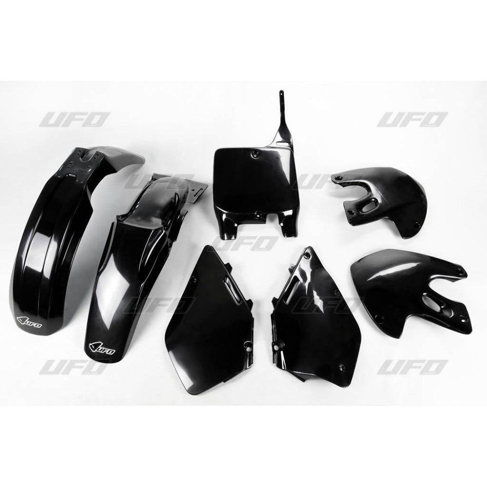 UFO Muovisarja 5-osainen Musta RM125/250 99-00