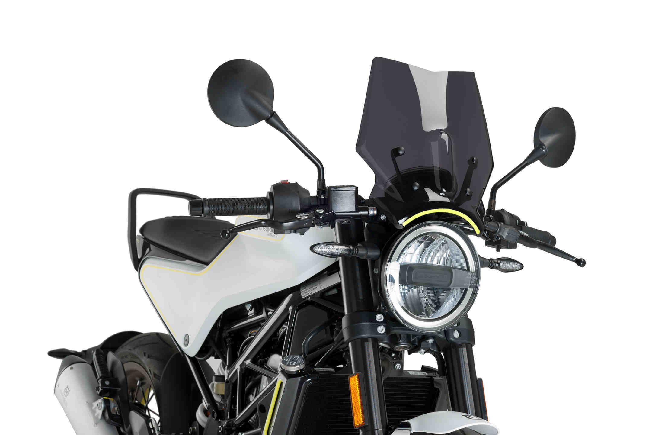 Puig Winds. New Generation Husqvarna Svartpilen/Vitpile