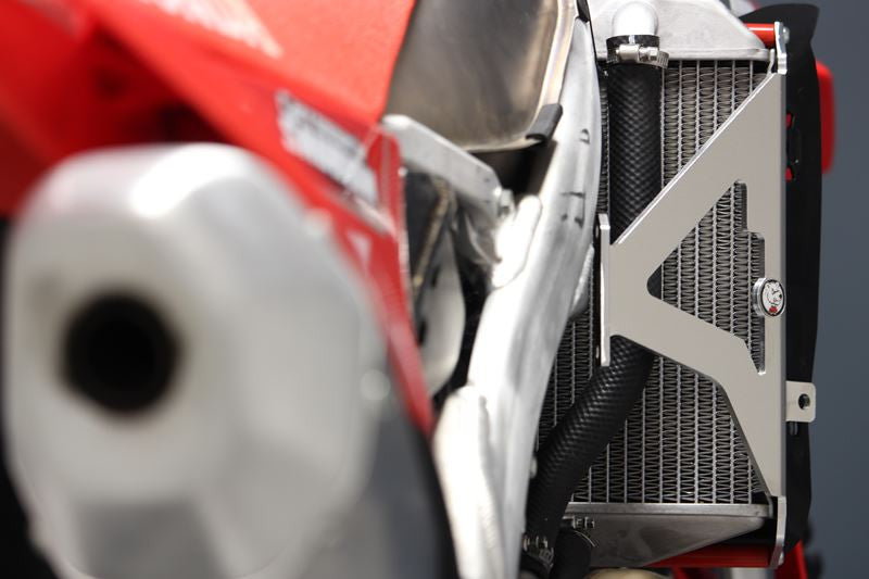 AXP Radiator Braces Red Honda CRF450R 21- / CRF250R 22-