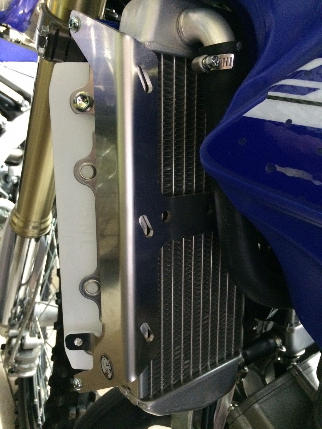 AXP Radiator Braces Blue Spacers Yamaha YZ250/YZ250X 05-21 / WR250 16-21