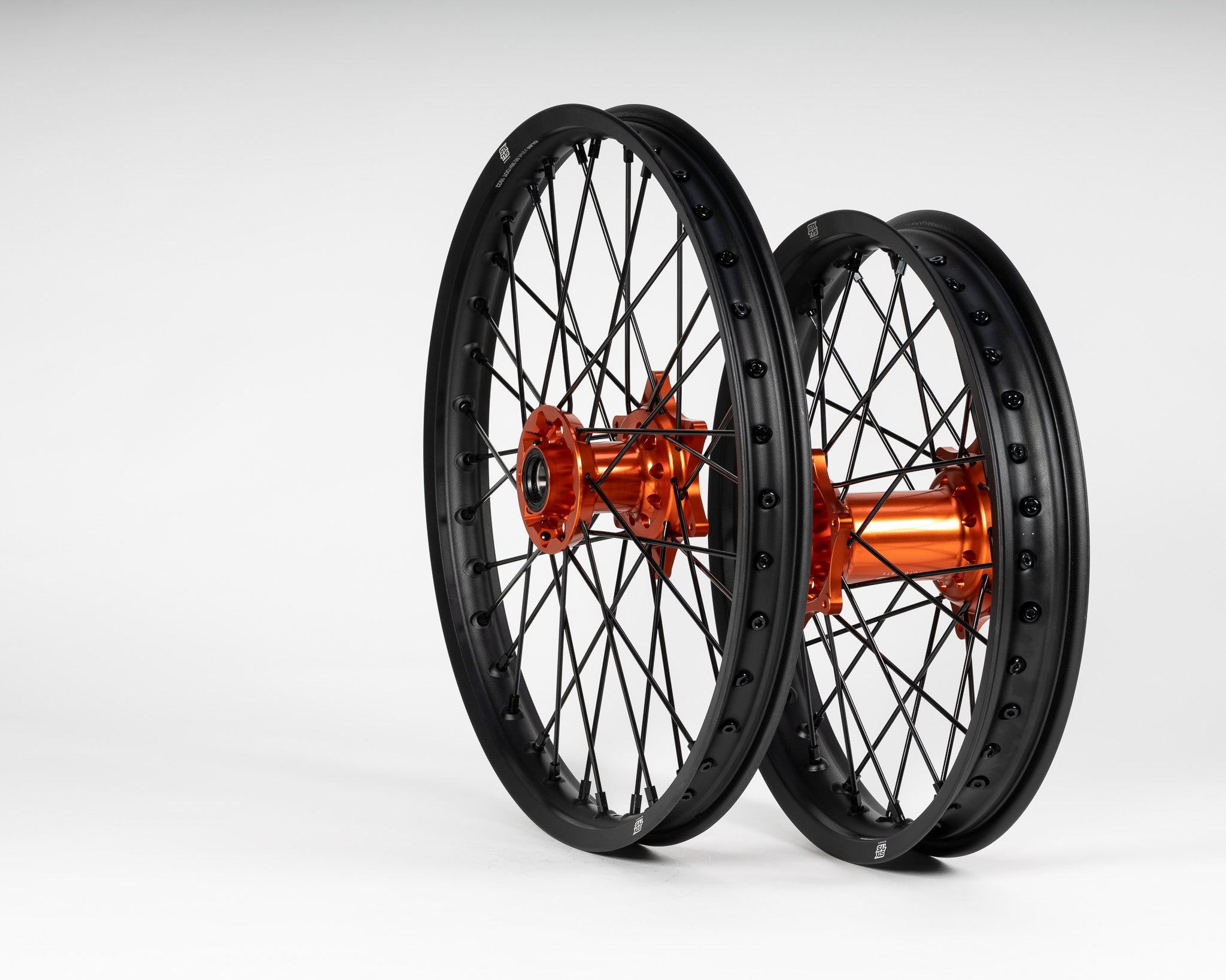 Sixty5 KTM Musta/Oranssi Enduro 1.6-21"/2.15-18" vannesarja