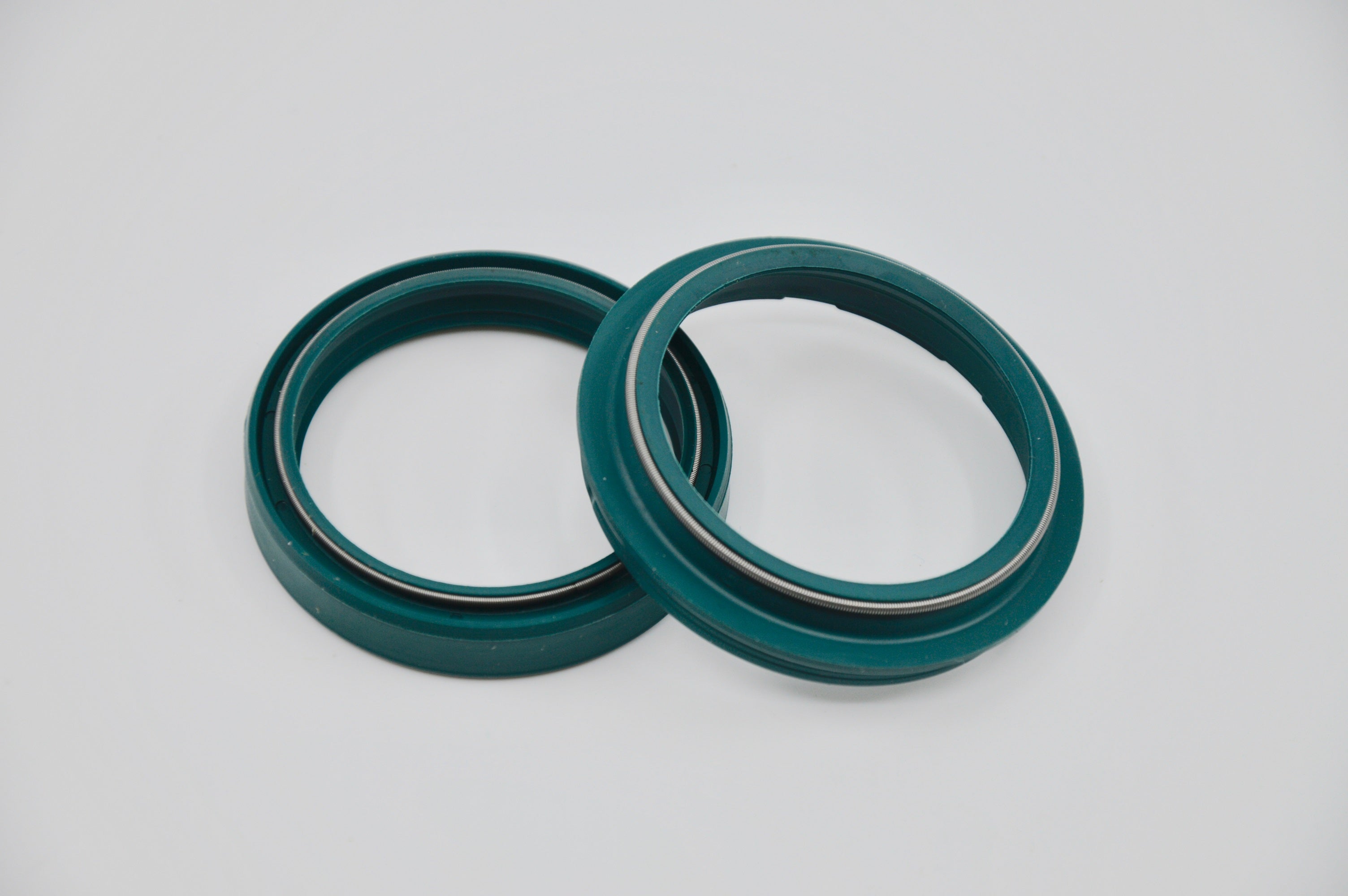SKF Oil & Dust Seal 47 mm. - SHOWA